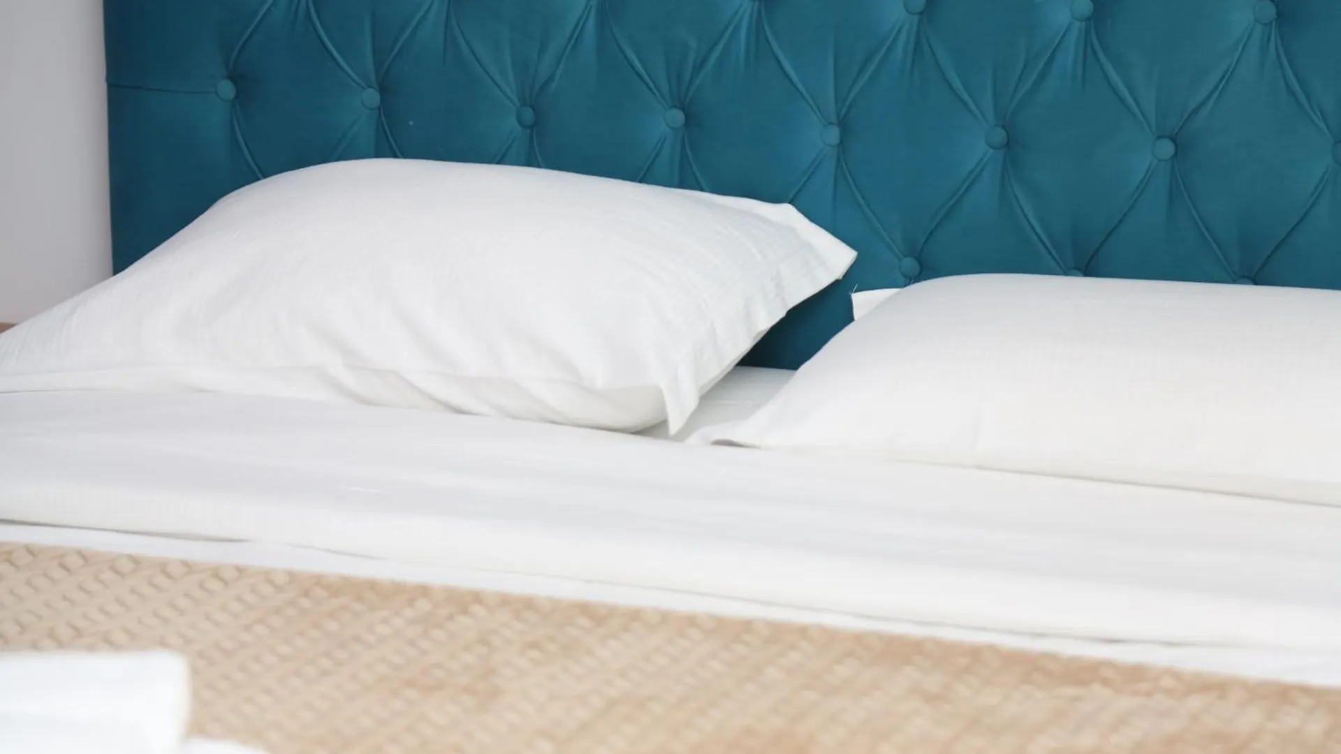 Comfort Stay Apartaments Tirana 0*,  Albania
