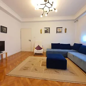 Noemi Appartamento Tirana